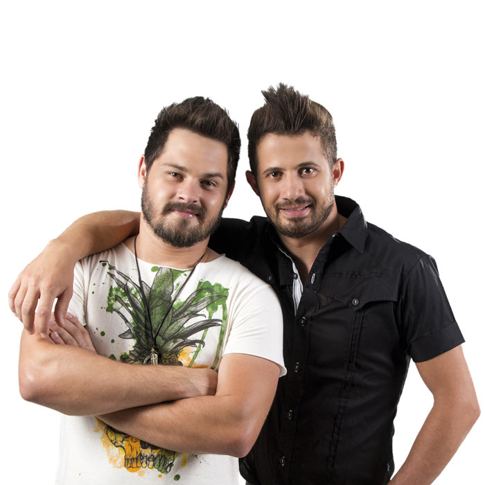A dupla sertaneja Zick e Mateus encerra o final de semana no Devassa, prometendo agitar a noite de domingo, 14 (Foto: Divulgação)